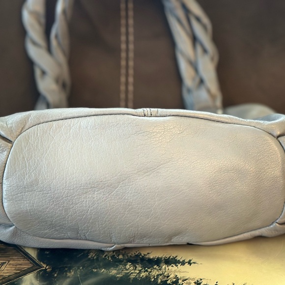 SUPER SOFT leather B. Makowsky handbag with comfortable braided with wallet - Picture 11 of 14